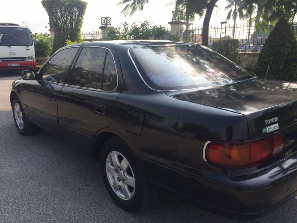 Xe Toyota Camry LE 3.0 MT 19951050570