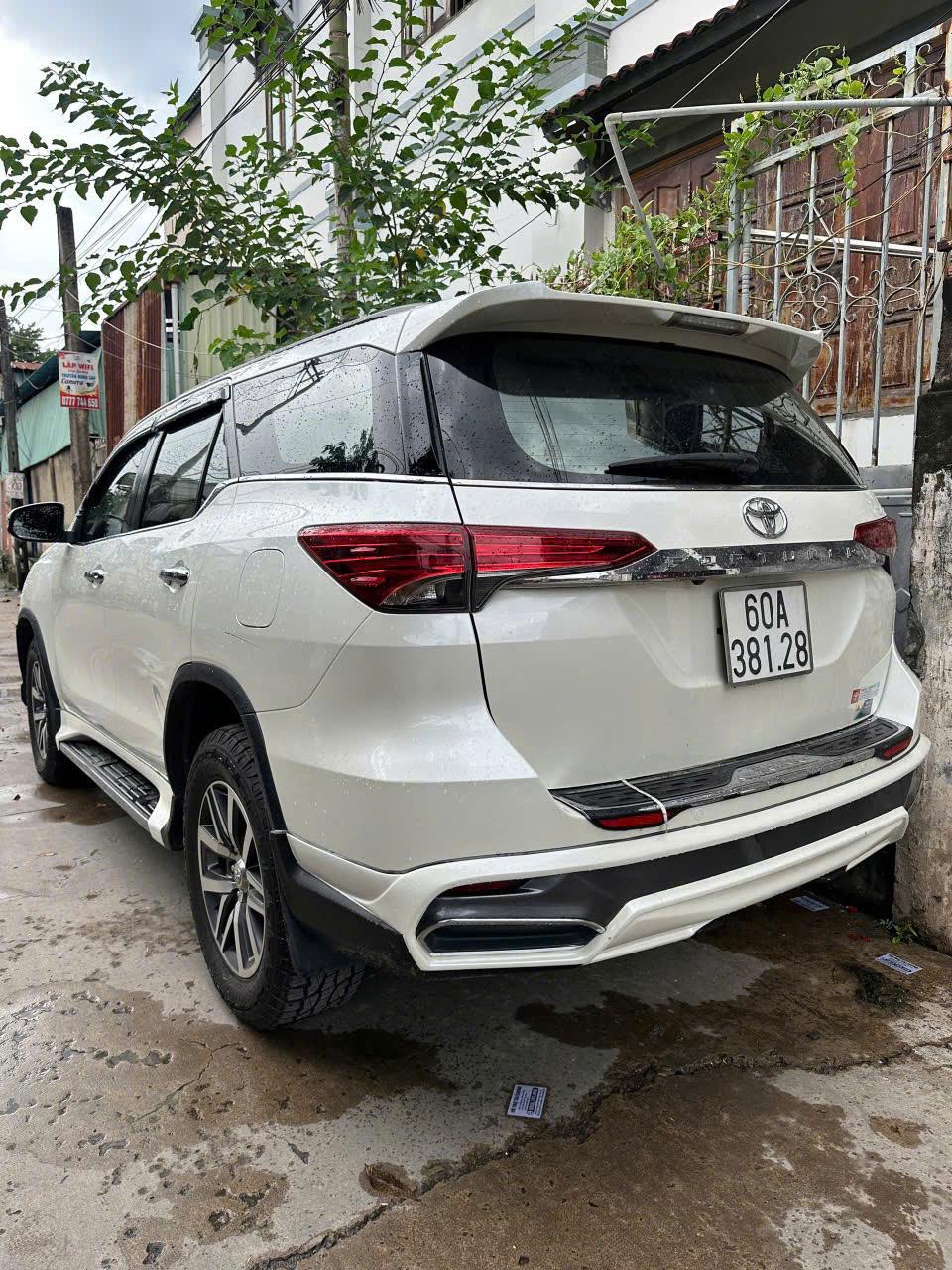 Chính chủ bán xe TOYOTA FORTUNER sản xuất năm 2017 2053231