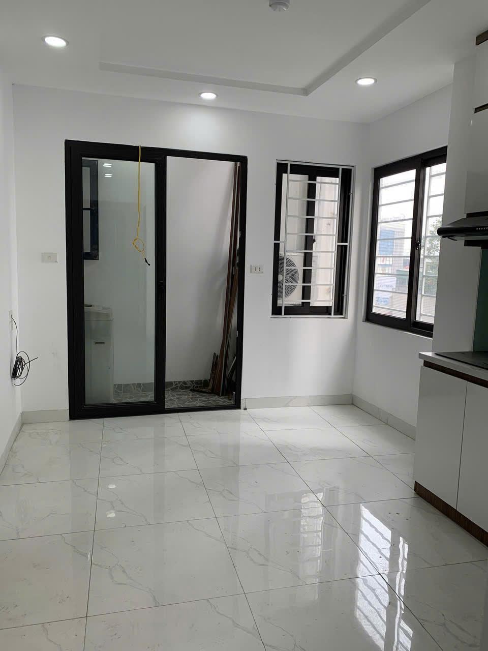 CHO THUÊ CĂN HỘ CHUNG CƯ MINI MINH KHAI TẦNG 5 THANG MÁY, 50M2, 2 NGỦ, 1 KHÁCH 8 TRIỆU2053351