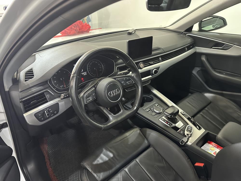 Audi A4 facelift sản xuất 2016 mầu trắng nội thất đen.1611839