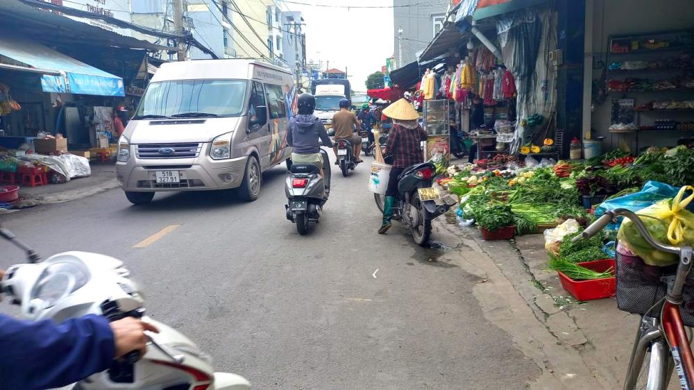 Nhà chợ Thạnh Xuân 21 Q12, 71m2, 2 lầu, 3PN, 4x18m, Đ.7m chỉ 4.x tỷ1994086