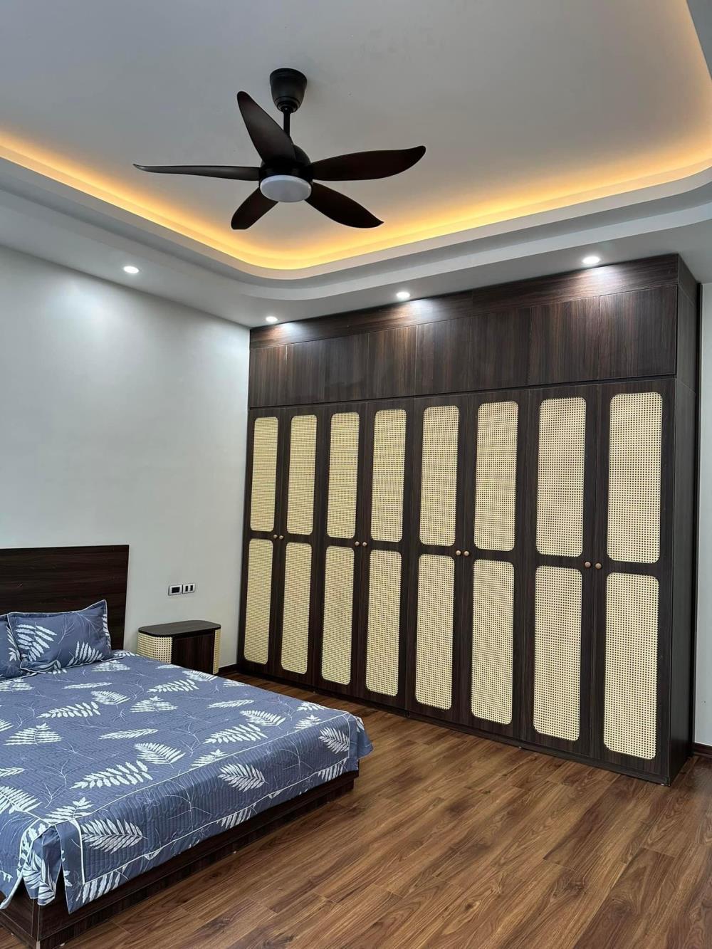 CẦU GIẤY 80m2 LÔ GÓC 7 TẦNG THANG MÁY - VỈA HÈ 3 LÀN ÔTO Giá 22tỷ Thương lượng1386505