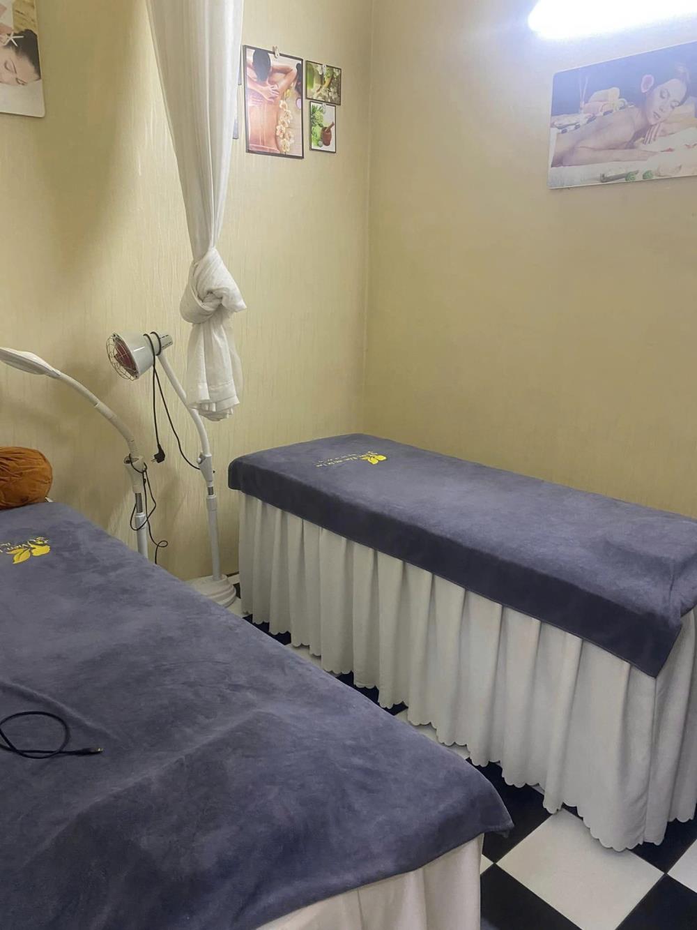 Sang nhượng cửa hàng tóc spa trị liệu vai gáy mặt tiền đẹp tại Đống Đa1959341