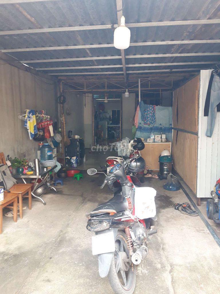 Cho thuê nhà cấp 4 trong hẻm xe hơi ra vô tại Bình Hoà, Thuận An, Bình Dương.1204431