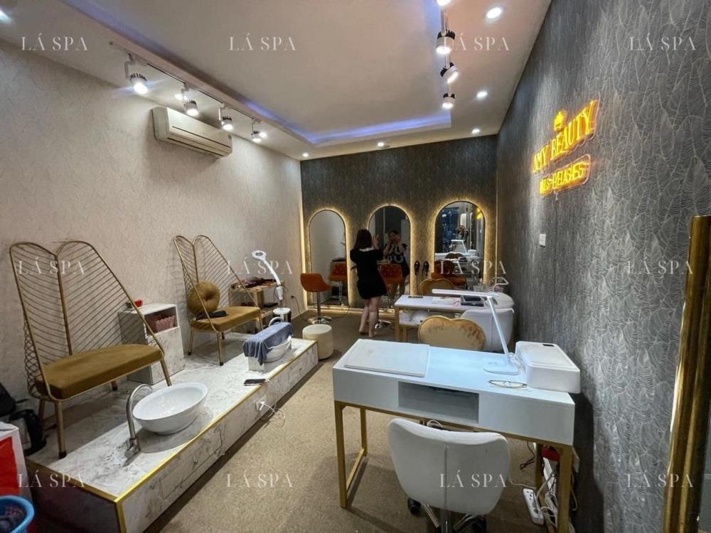 Lá spa hiện đang hoạt động kinh doanh có tệp khách lớn , muốn share mặt bằng làm ghép tầng 1 và tầng 21980551