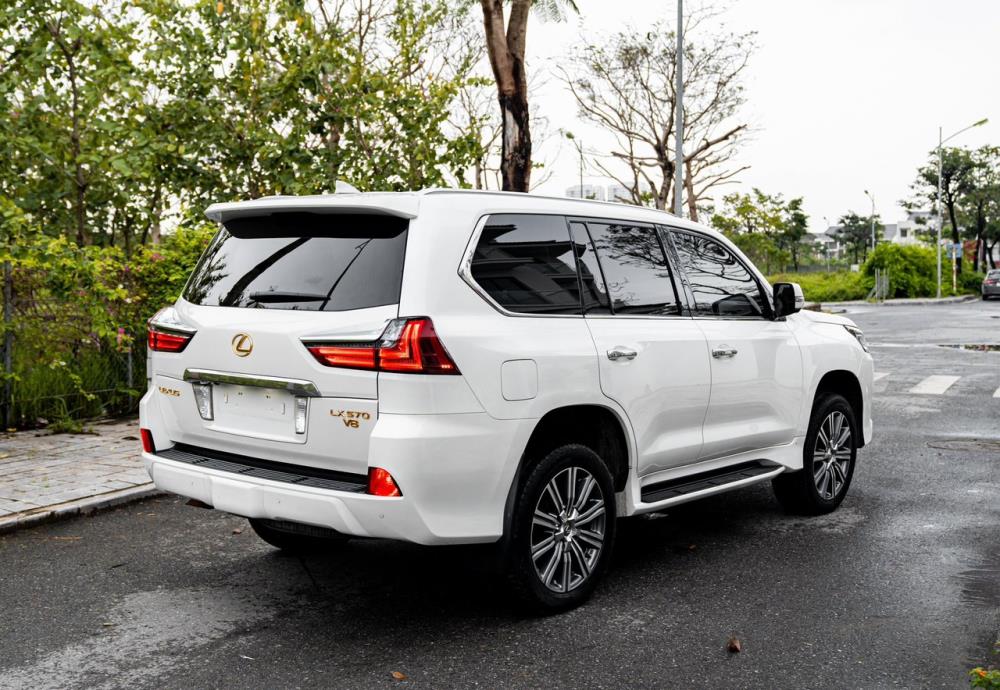 Lexus Lx 570 sản xuất 2015 phom model 2016 bản nhập mỹ full option2053116