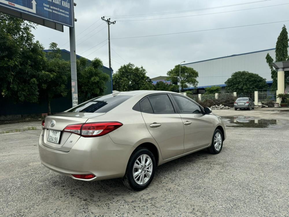 cần bán xe Vios 2020 bản E số sàn . 1743851