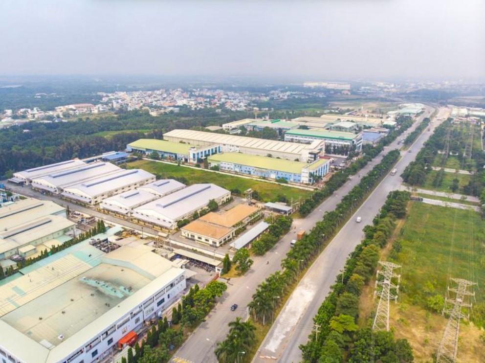Chuyển nhượng hơn 5000m2 Xưởng + đất Cụm CN ở Hà Nội giá 1x triệu/m21132997