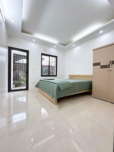 NHÀ ĐẸP - VỊ TRÍ HIẾM - TRUNG TÂM HAI BÀ TRƯNG - HÀ NỘI. 1 CĂN DUY NHẤT 33M2 X 5 TẦNG. BA GÁC PHI TẬN CỬA. CHỦ TẶNG HẾT NỘI THẤT XỊN SÒ. GIÁ MONG MUỐN 5,65TỶ . BAO THUẾ PHÍ SANG TÊN. TL LINH ĐỘNG. ẢNH THẬT 100%1950795