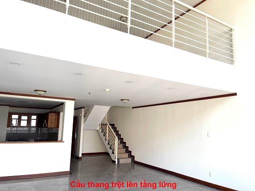 Chính chủ bán Penhouse 3 tầng 242 m2 tại chung cư Giai Việt khu A2.1759875