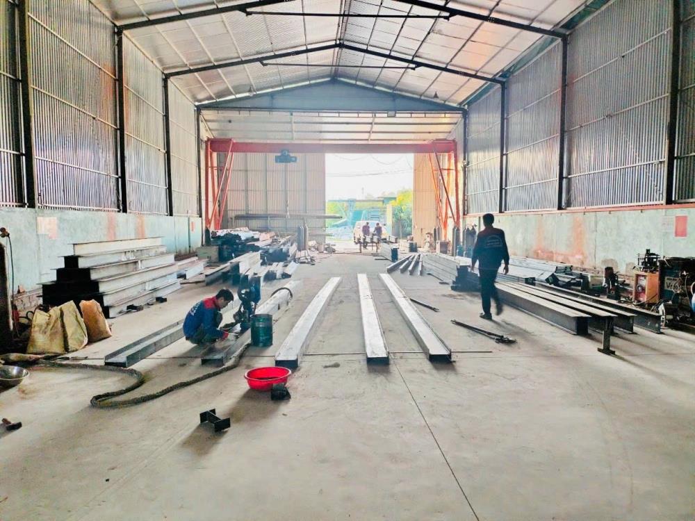 Cho thuê 800m2 nhà xưởng sẵn Cẩu Trục 5 tấn + Văn Phòng tại đường Chùa Trầm, TT Chúc Sơn, Chương Mỹ.1765020