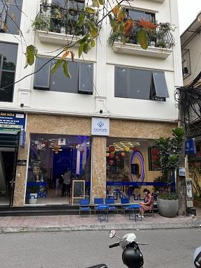 Gia đình cho thuê 2 tầng nhà mặt phố số 24 đường Nguyễn Công Hoan, Phường Ngọc Khánh, Ba Đình.1478658