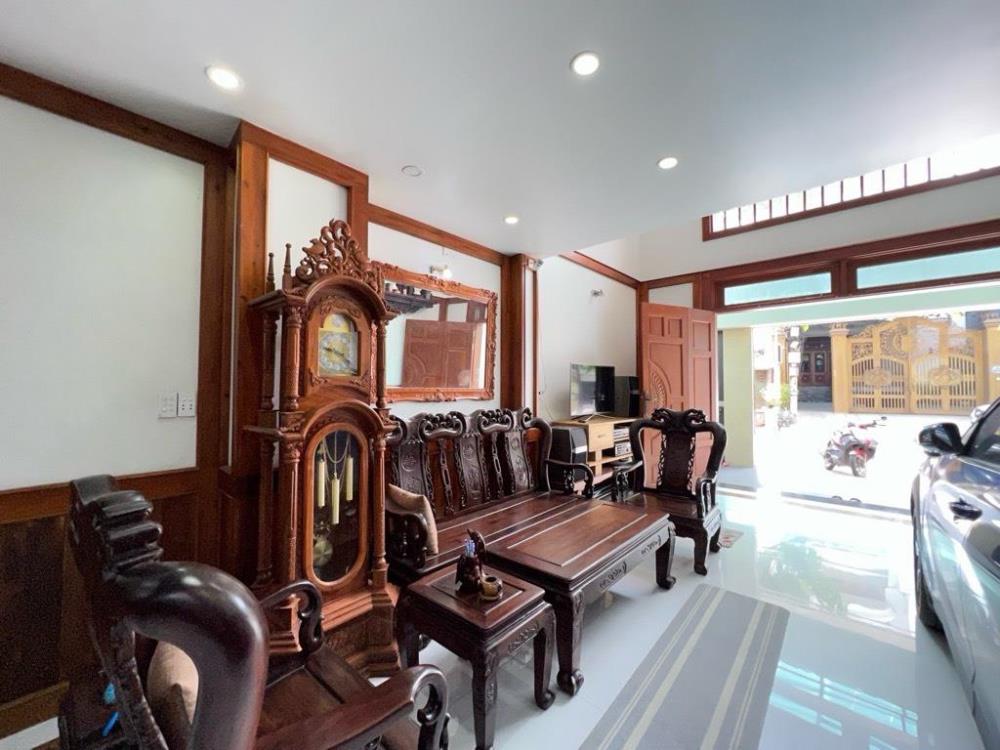 Bán Gấp Nhà Riêng Đường Hữu Nghị, Bình Thọ, 100m2, 4T, Khu VIP Hoàn Công Đầy Đủ1790605