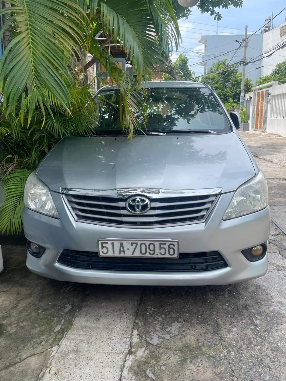 BÁN XE TOYOTA INNOVA - 2013 - Giá 300 TRIỆU .1725564