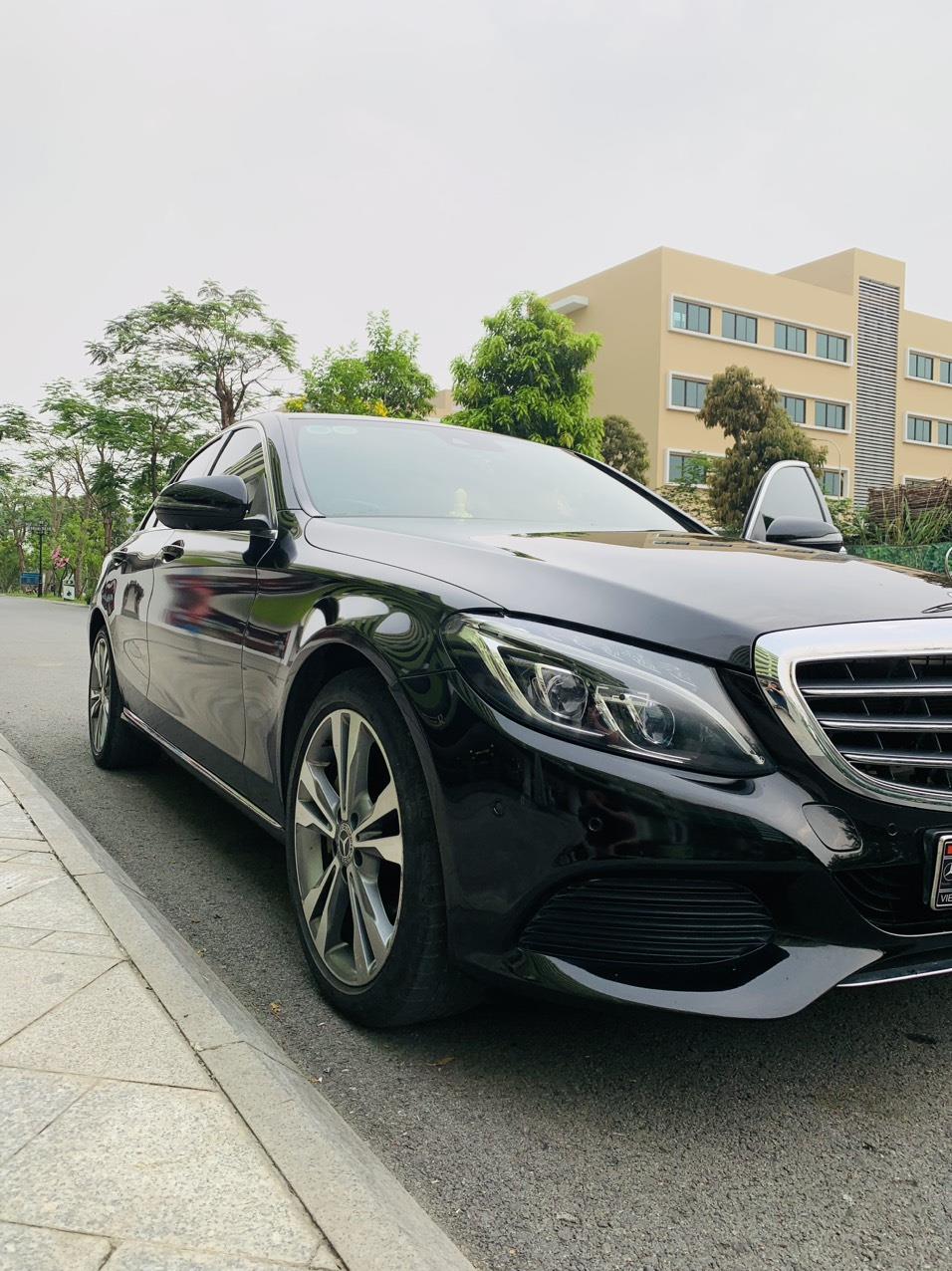 Merc c250 sản xuất 2018 đăng ký lần đầu tiên vào năm 20191638133