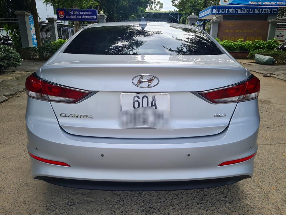 Chính Chủ Cần Bán xe Hyundai Elantra GLS.  Bản full 2.0995757