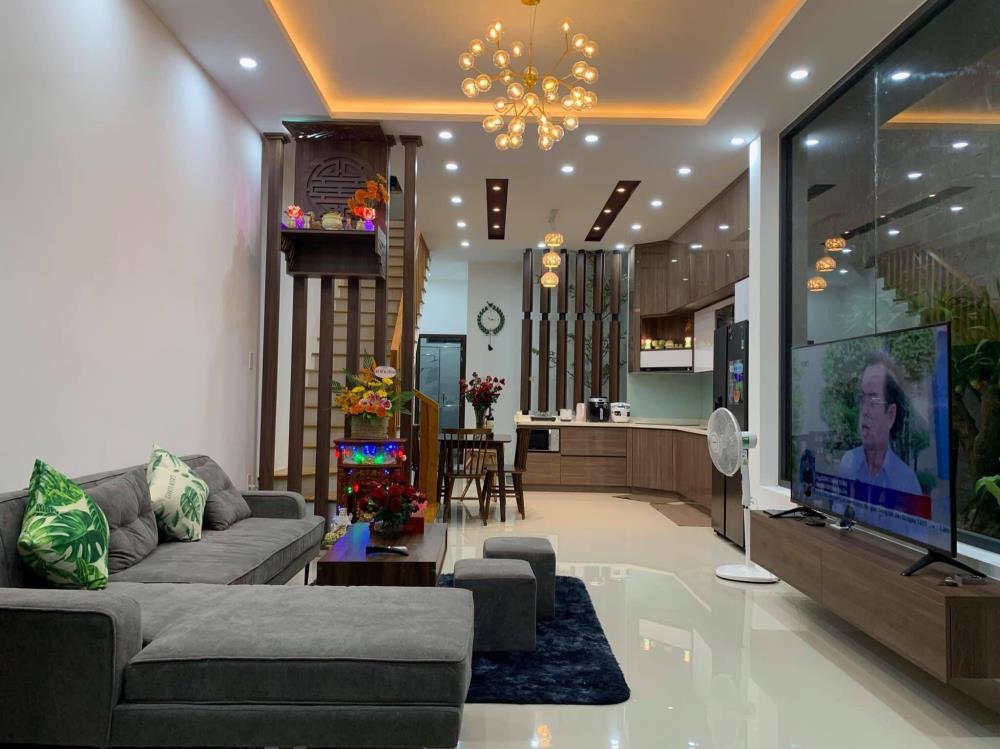 Bán nhà riêng 206 Cổ Linh Long Biên Hà Nội 42 m2 4tầng .4.5 tỷ 03376280461232150